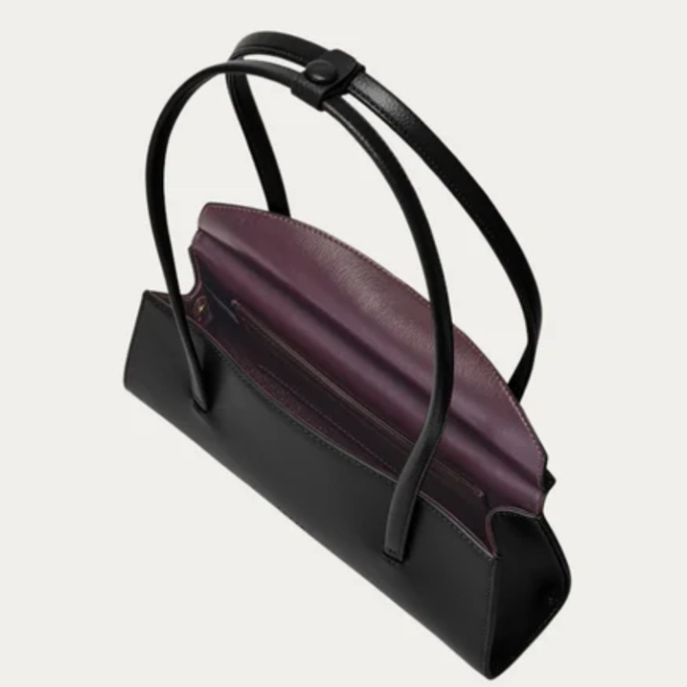Elegant Black Shoulder Bag - Picture 6 of 6
